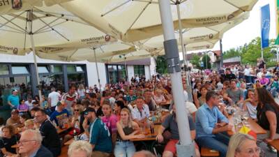 6. Manchinger Sommernacht Zuschauer Niederfelder Straße